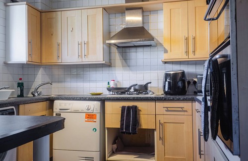 West Hill House | Cosy 4 Bed Wimbledon Home- Ideal for Families/London City Explorers/Sports Fans!
