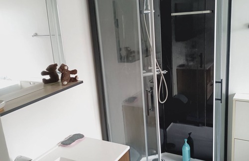 Paroisse Notre-Dame de Serre et Oise House | Cosy accommodation with garden and terrace