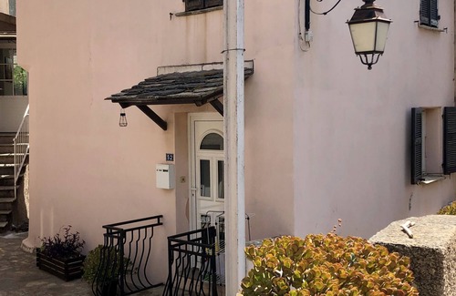 Pietranera House | Cosy air-conditioned Village House 450m from the beach, 2km from Cap Corse town