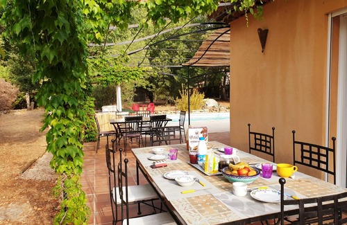 Le Thoronet House | Cosy and comfortable Provencal villa, swimming pool, wooded garden, 4 stars