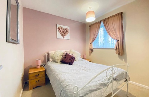 Great Yarmouth House | Cosy and Comfortable Holiday Chalet 10 minutes walk to the beach, Norfolk