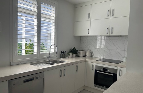Remuera House | Cosy and stylish home. Home away from home.