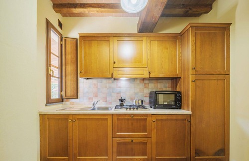 Orentano Apartment | Cosy apartment for 5 people with pool, A/C, WIFI, TV and patio