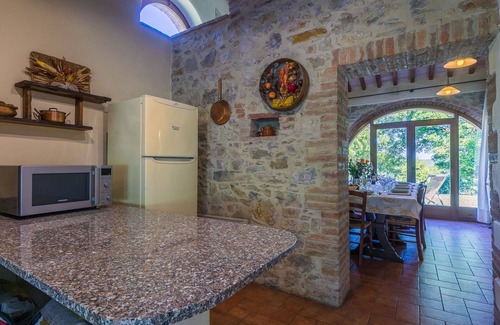 Collalto House | Cosy apartment in villa for 16 guests with A/C, private pool, WIFI, TV and patio
