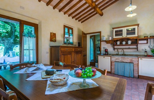 Collalto House | Cosy apartment in villa for 16 guests with A/C, private pool, WIFI, TV and patio