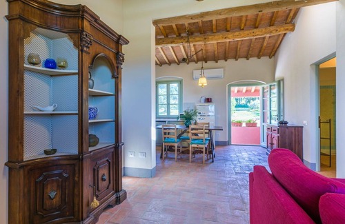 Castiglioncello Apartment | Cosy apartment for 4 guests with A/C, pool, WIFI, TV, patio, pets allowed and panoramic view