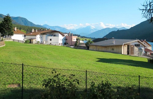 St. Valentin auf der Haide Apartment | Cosy apartment for 4 guests with WIFI, TV and terrace