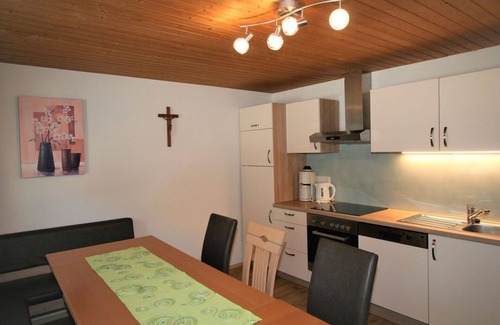 Holdernach Villa | Cosy apartment in villa for 5 people with WIFI, TV, balcony and pets allowed