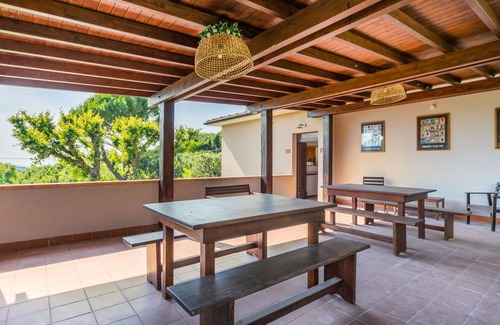 Casale Marittimo Apartment | Cosy apartment for 5 people with pool, WIFI, TV, patio and pets allowed