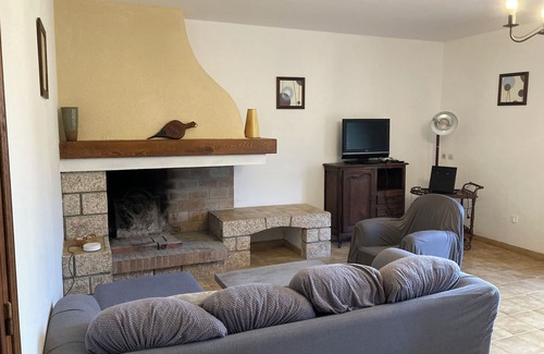 Propriano Apartment | Cosy apartment, 10 minutes' walk from Propriano center and beach