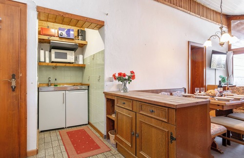 Ellmau Apartment | Cosy apartment, 170m to the ski bus