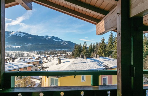 Ellmau Apartment | Cosy apartment, 170m to the ski bus