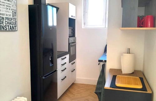 Chateauroux Apartment | Cosy Apartment-2 Bedrooms-6 Pers- Wifi- City Centre (4)