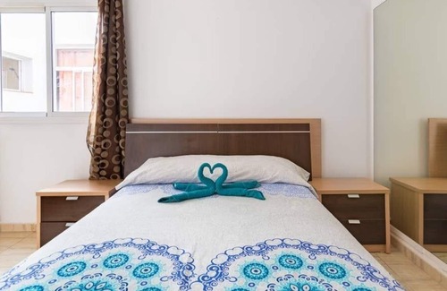 Vecindario Apartment | Cosy Apartment ‘2B Atlántico’ in Town Centre with Wi-Fi