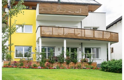 Eben im Pongau Apartment | Cosy apartment for 8 people with TV