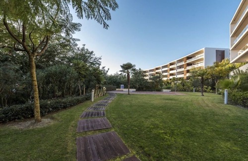 Telheiro Apartment | " Cosy apartment & balcony with Marina, garden, pool and skyline Lagos views"