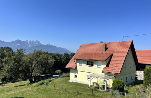 Rupertiberg Apartment | Cosy apartment for 8 people with pool, WIFI, TV, patio and pets allowed