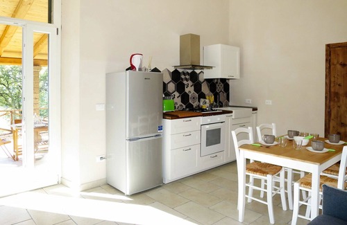Bolsena Apartment | Cosy apartment for 4 guests with WIFI, pool, TV, terrace and pets allowed