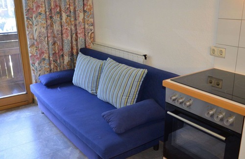 Landeck Apartment | Cosy apartment for 11 people with WIFI, TV and balcony