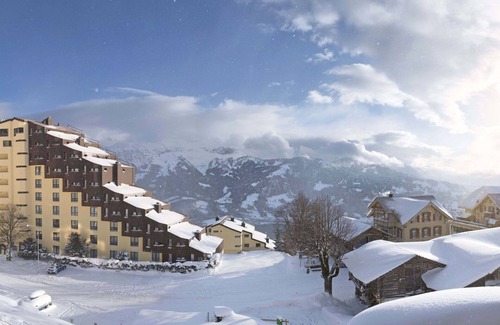 Beatenberg Apartment | Cosy apartment for 2 people with pool, WIFI, TV, terrace and pets allowed