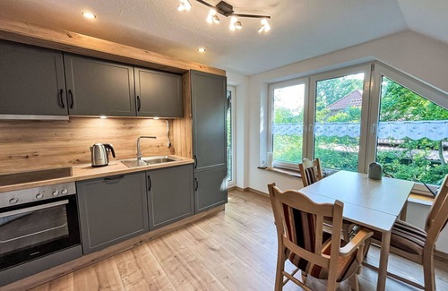 Ihlow Apartment | Cosy apartment for 2 guests with WIFI, TV and terrace