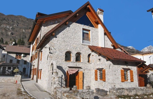 Barcis Apartment | Cosy apartment for 2 guests with WIFI, TV, patio and pets allowed