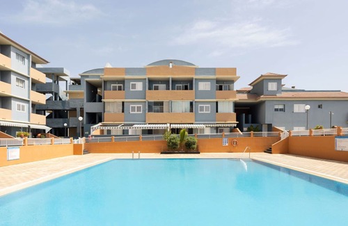 Guimar Apartment | Cosy apartment for 3 guests with pool, WIFI, TV and pets allowed