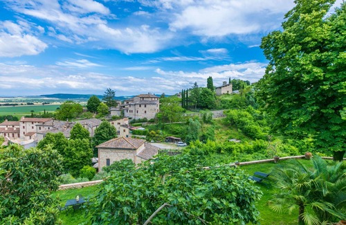Stigliano Apartment | Cosy apartment for 3 guests with WIFI, TV, patio, pets allowed and panoramic view