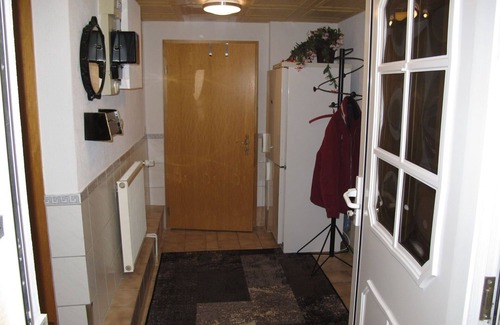 Muritz Apartment | Cosy apartment for 3 people with WIFI, TV, patio and parking