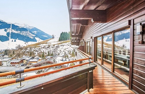 Saalbach-Hinterglemm Apartment | Cosy apartment for 4 guests with WIFI, TV and terrace