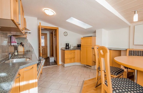 Umhausen Apartment | Cosy apartment for 4 people with WIFI, TV and balcony
