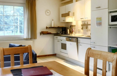 Ummanz Apartment | Cosy apartment for 4 people with WIFI, TV, balcony and pets allowed