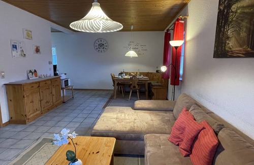 Thalfang Apartment | Cosy apartment for 4 guests with WIFI, TV, terrace and pets allowed