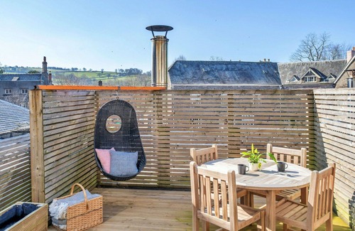 Brecon Apartment | Cosy apartment for 4 guests with WIFI, terrace and pets allowed