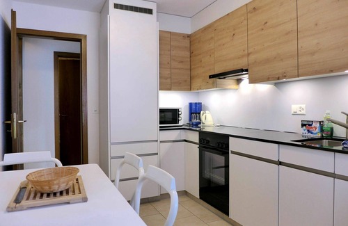 Beatenberg Apartment | Cosy apartment for 4 guests with WIFI, TV, balcony and panoramic view