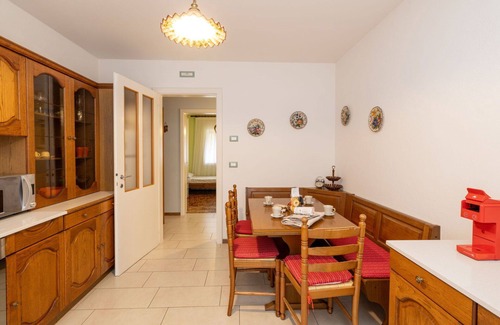 Ovaro Apartment | Cosy apartment for 4 guests with WIFI, TV and balcony