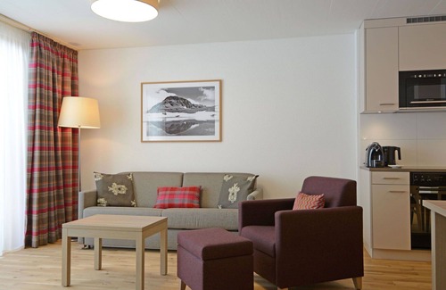 Tavanasa Apartment | Cosy apartment for 4 guests with WIFI, pool, hot tub, TV, patio and panoramic view