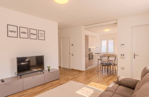 Dro Apartment | Cosy apartment for 4 guests with A/C, WIFI, TV, patio and panoramic view