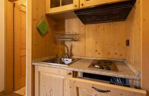 Madesimo Apartment | Cosy apartment for 4 guests with WIFI, TV, terrace and pets allowed