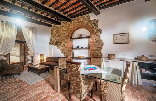 Panicale Apartment | Cosy apartment for 4 people with WIFI and TV