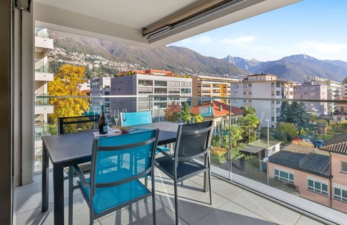 Locarno Apartment | Cosy apartment for 4 people with WIFI, TV, balcony and pets allowed