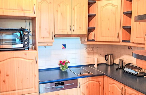 Strobl Apartment | Cosy apartment for 4 people with WIFI, TV and balcony