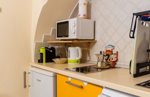 Arnasco Apartment | Cosy apartment for 4 people with WIFI, A/C, TV and terrace