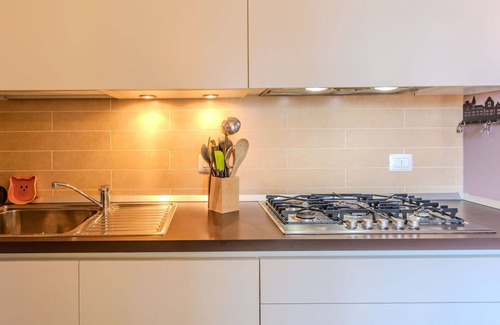Lierna Apartment | Cosy apartment for 4 people with WIFI, A/C, TV and balcony