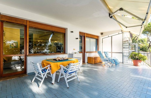Capo Mimosa-Rollo Apartment | Cosy apartment for 4 people with WIFI, balcony and panoramic view