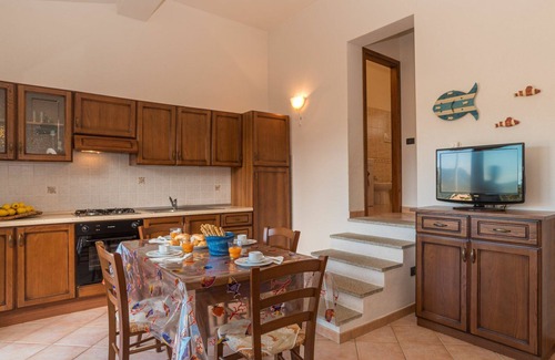 Porto Pollo Apartment | Cosy apartment for 4 people with WIFI, TV, terrace and pets allowed