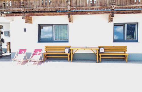 Aschau Im Zillertal Apartment | Cosy apartment for 5 people with WIFI, TV and terrace