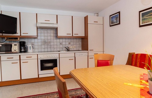 Kappl Apartment | Cosy apartment for 5 guests with WIFI, TV and terrace