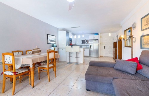 Aguadulce Apartment | Cosy apartment for 6 people with WIFI, A/C, TV, terrace and pets allowed
