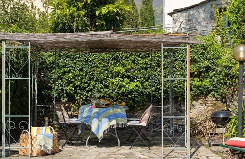 Prela Apartment | Cosy apartment for 6 guests with TV, patio and pets allowed